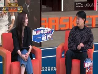 公车满员丝袜人妻